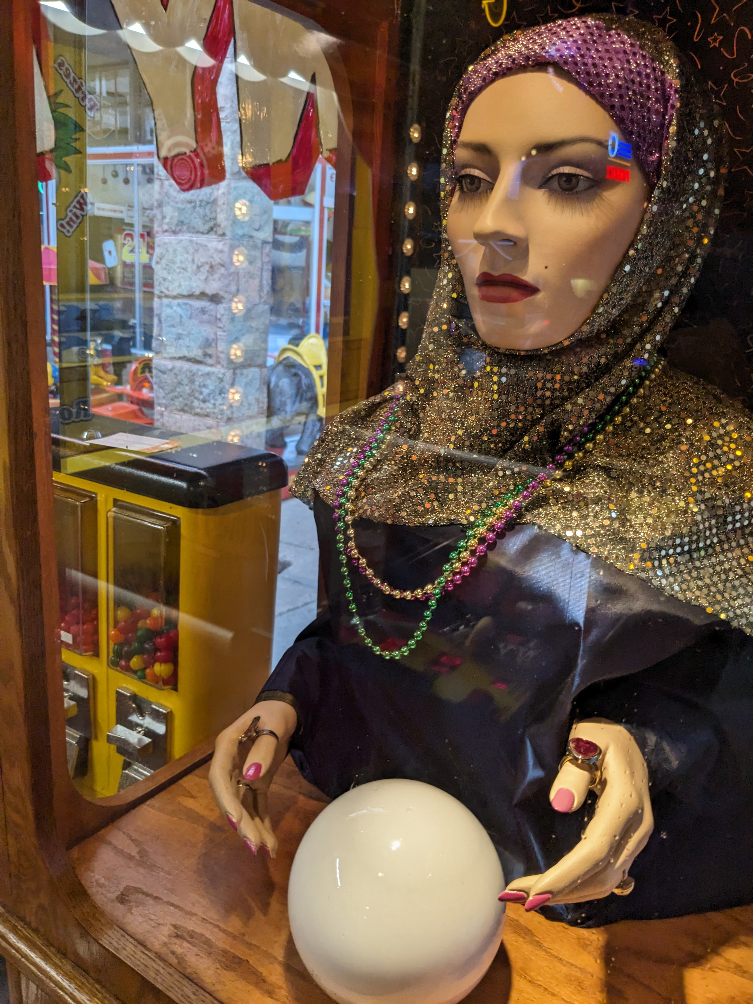 Mechanical fortune telling lady, with crystal ball